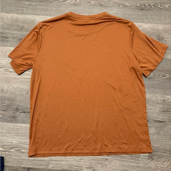 Athletic Men’s Large T-Shirts in Navy and Orange. - Picture 6 of 6